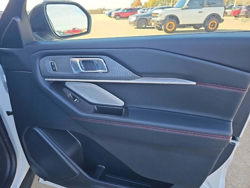 2026 Ford Explorer 6th Gen - Image 6 of 21