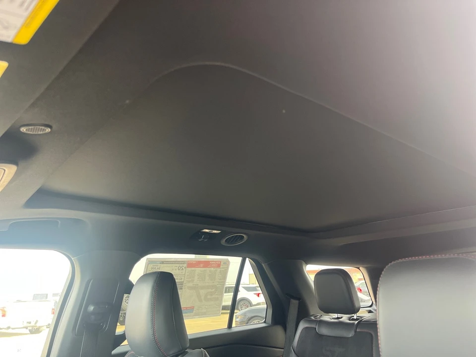 2026 Ford Explorer 6th Gen - Image 20 of 21