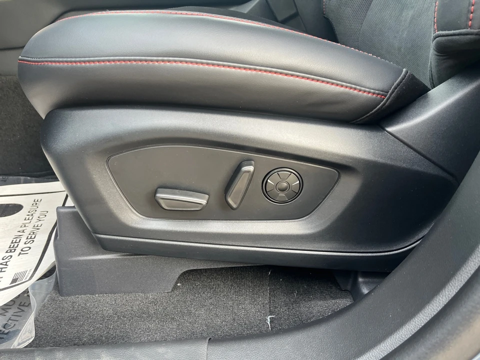 2026 Ford Explorer 6th Gen - Image 12 of 21