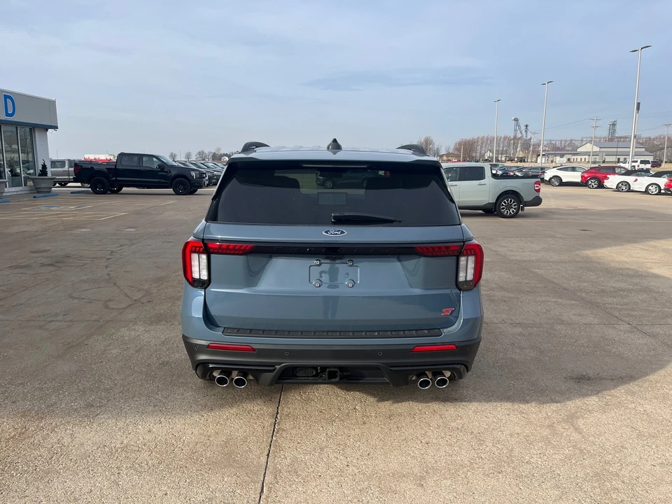 2026 Ford Explorer 6th Gen - Image 7 of 21
