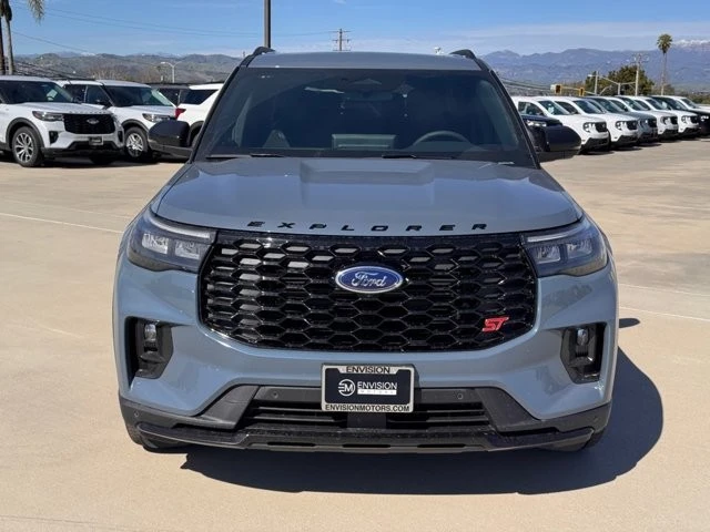 2026 Ford Explorer 6th Gen - Image 6 of 12