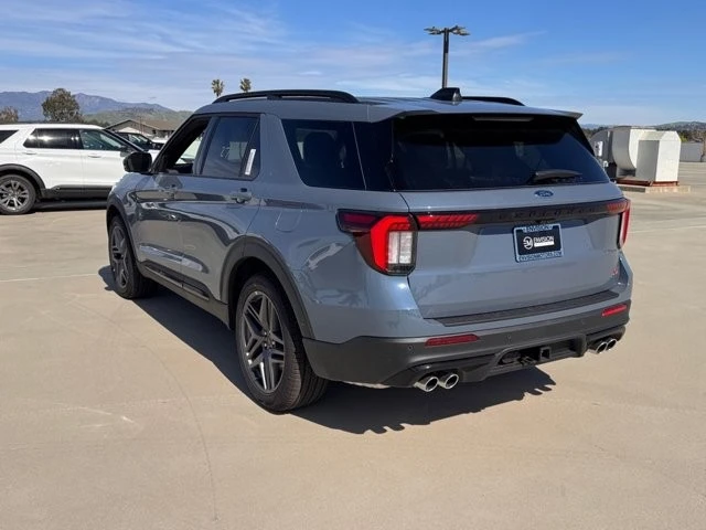 2026 Ford Explorer 6th Gen - Image 10 of 12