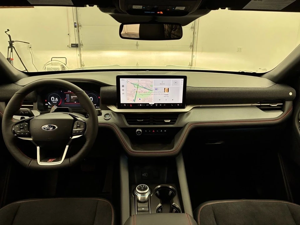 2026 Ford Explorer 6th Gen - Image 2 of 12