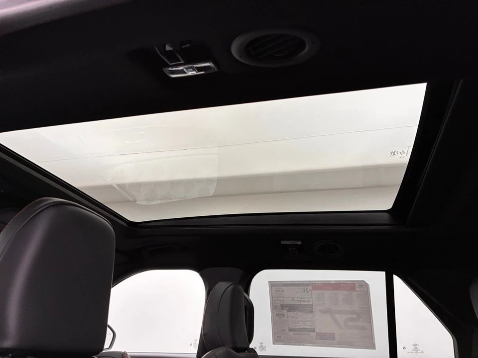 2026 Ford Explorer 6th Gen - Image 7 of 12