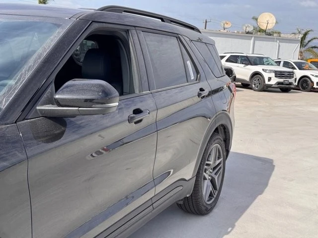 2026 Ford Explorer 6th Gen - Image 9 of 12