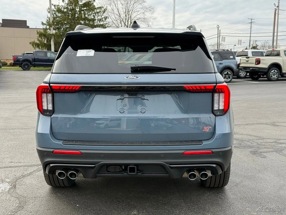 2026 Ford Explorer 6th Gen - Image 5 of 12