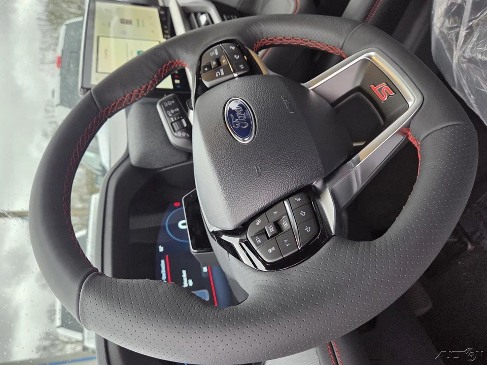 2026 Ford Explorer 6th Gen - Image 21 of 21