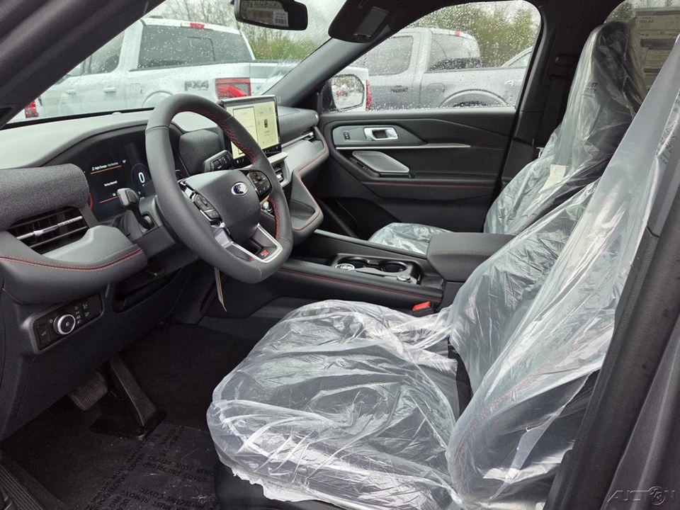 2026 Ford Explorer 6th Gen - Image 19 of 21