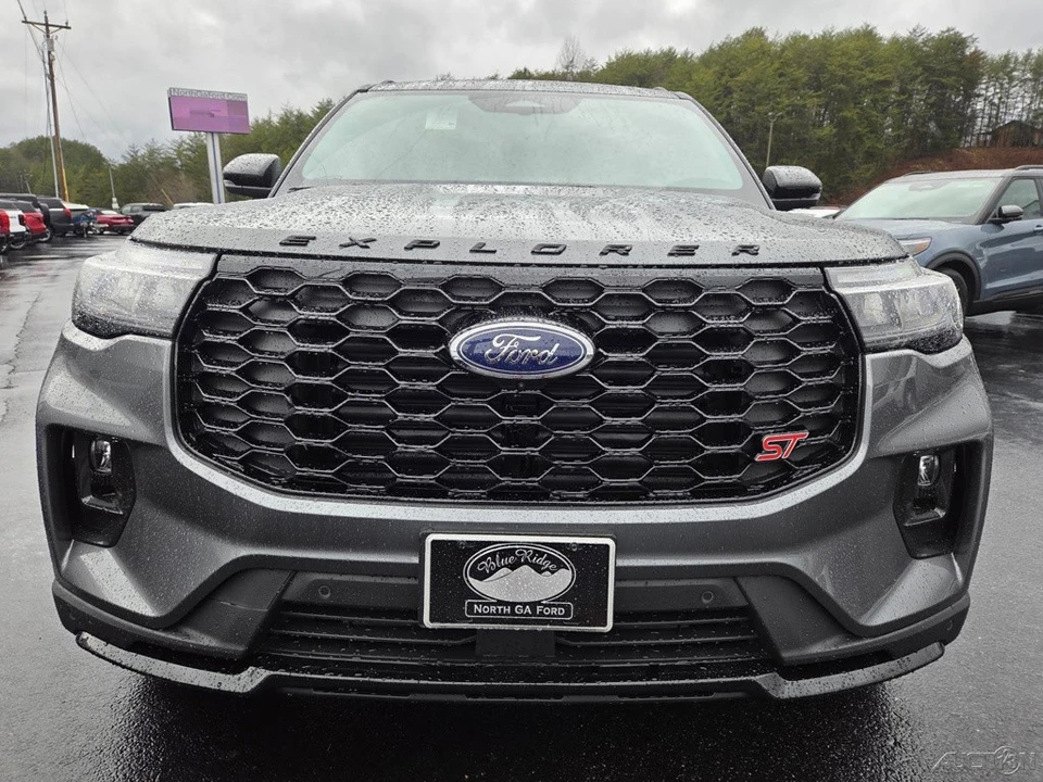 2026 Ford Explorer 6th Gen - Image 4 of 21
