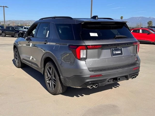 2026 Ford Explorer 6th Gen - Image 10 of 12