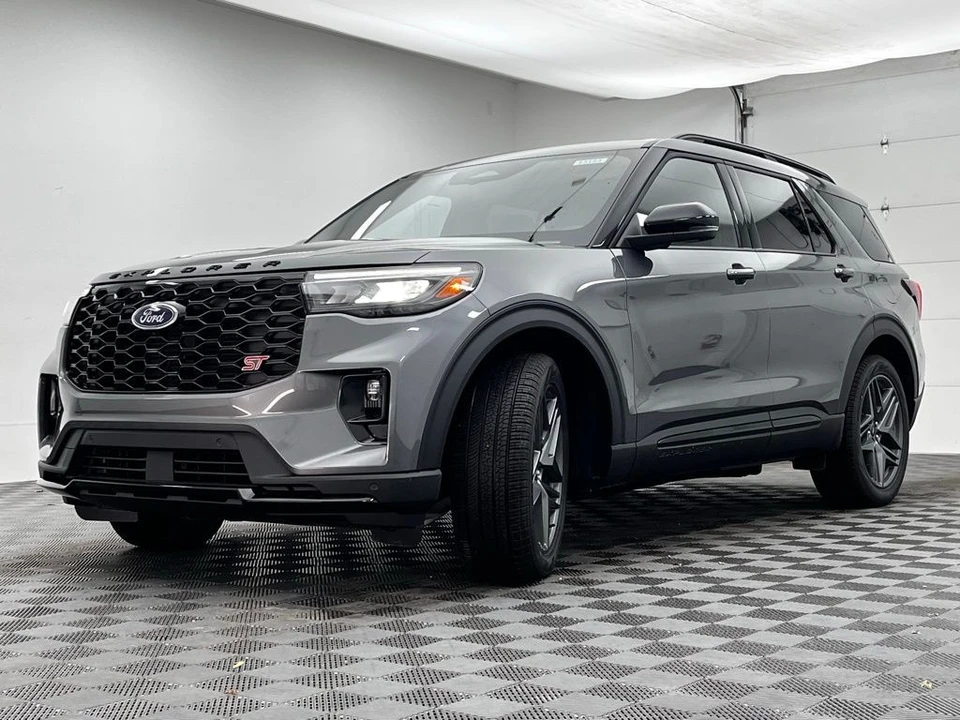 2026 Ford Explorer 6th Gen - Image 12 of 12