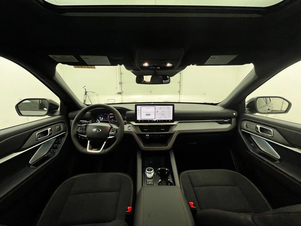 2026 Ford Explorer 6th Gen - Image 2 of 12