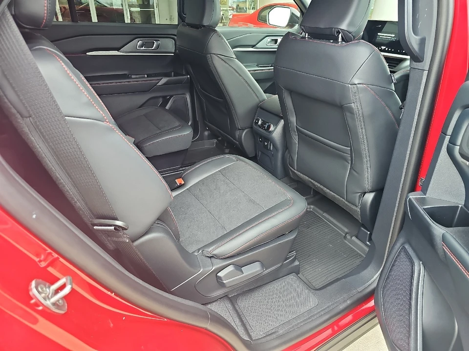 2026 Ford Explorer 6th Gen - Image 9 of 21