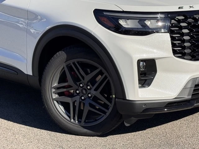 2026 Ford Explorer 6th Gen - Image 4 of 12