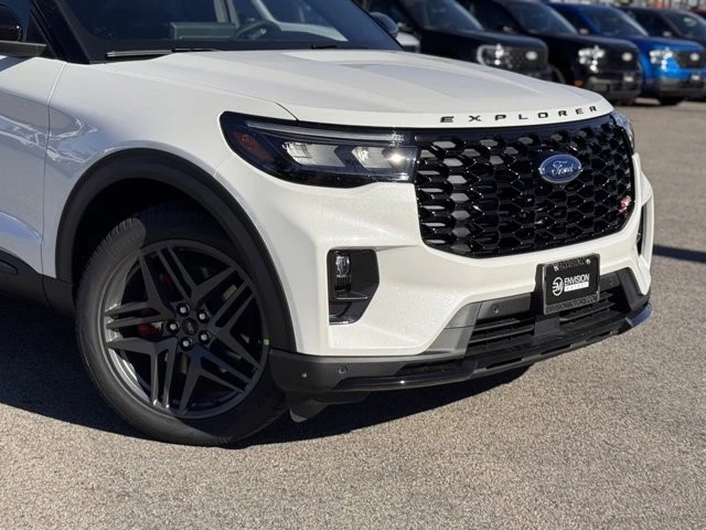 2026 Ford Explorer 6th Gen - Image 3 of 12