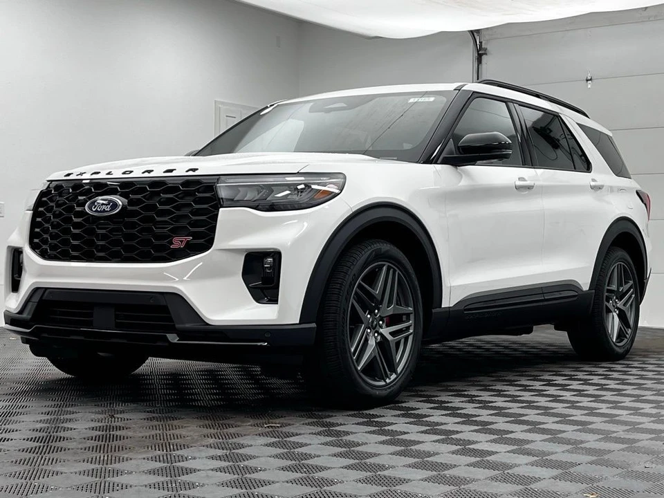 2026 Ford Explorer 6th Gen - Image 12 of 12