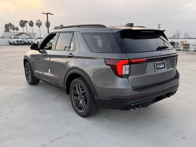 2026 Ford Explorer 6th Gen - Image 10 of 12