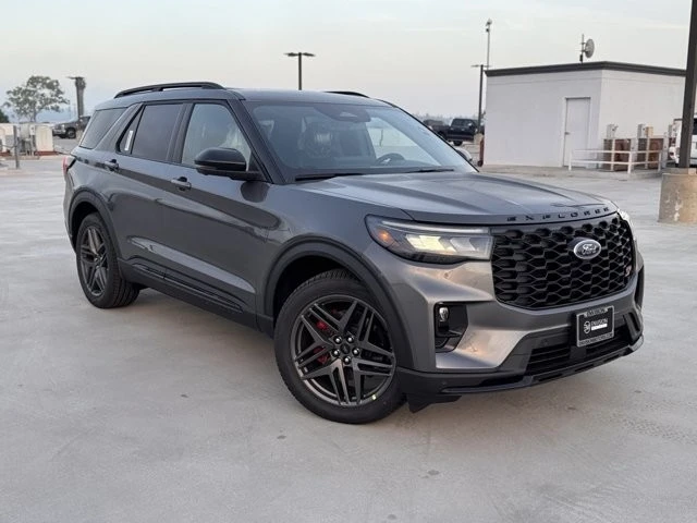 2026 Ford Explorer 6th Gen - Image 2 of 12