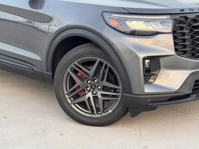 2026 Ford Explorer 6th Gen - Image 4 of 12