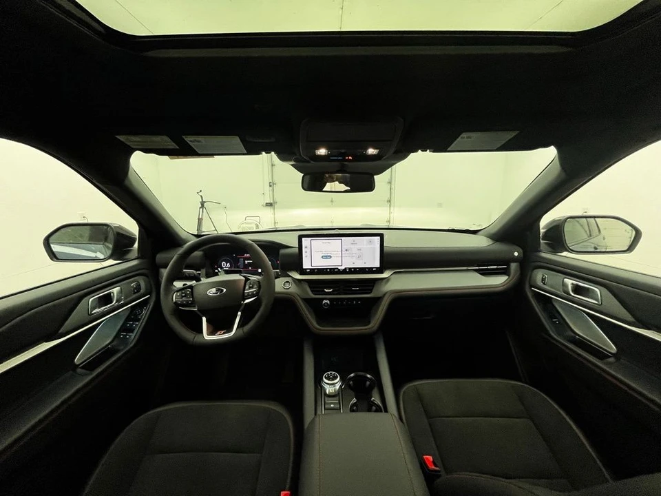 2026 Ford Explorer 6th Gen - Image 2 of 12