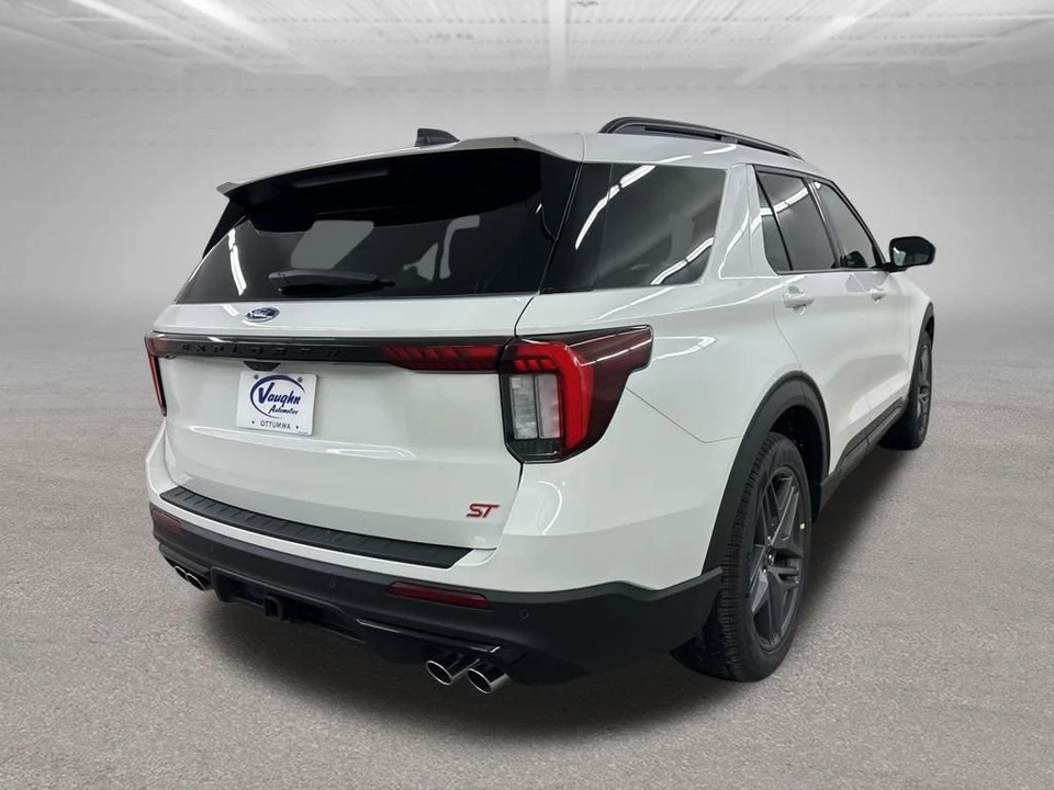 2026 Ford Explorer 6th Gen - Image 11 of 12