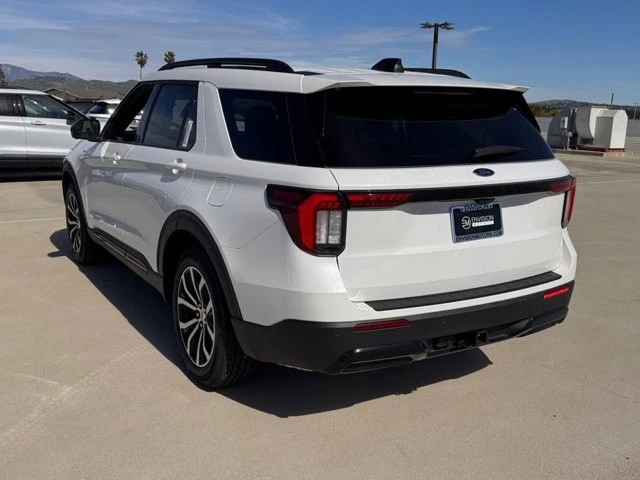 2026 Ford Explorer 6th Gen - Image 10 of 12