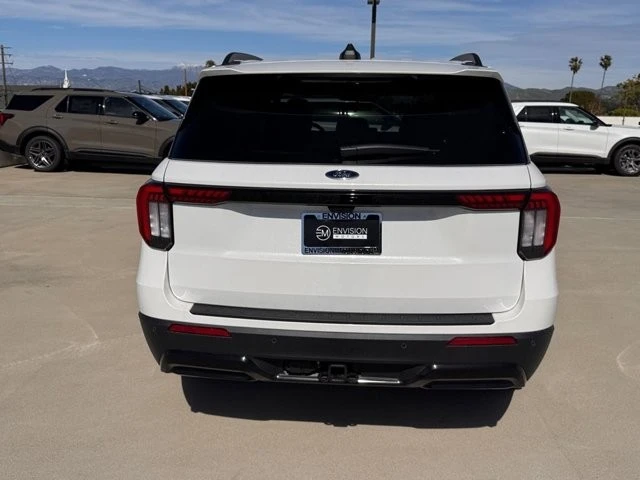 2026 Ford Explorer 6th Gen - Image 11 of 12