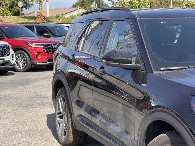 2026 Ford Explorer 6th Gen - Image 5 of 12