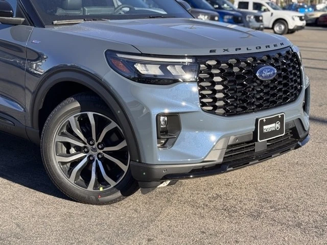 2026 Ford Explorer 6th Gen - Image 3 of 12