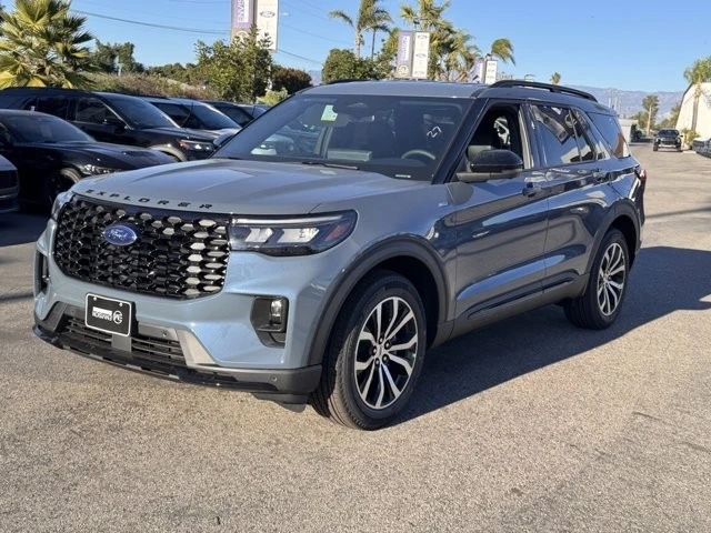 2026 Ford Explorer 6th Gen - Image 7 of 12