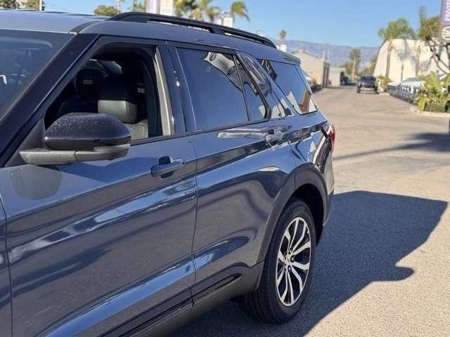 2026 Ford Explorer 6th Gen - Image 9 of 12