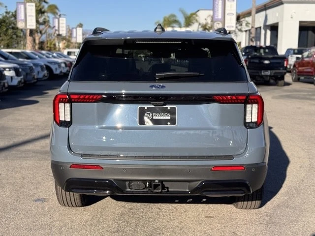 2026 Ford Explorer 6th Gen - Image 11 of 12