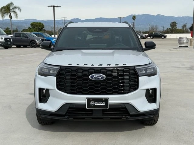 2026 Ford Explorer 6th Gen - Image 6 of 12