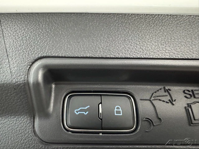2026 Ford Explorer 6th Gen - Image 7 of 12
