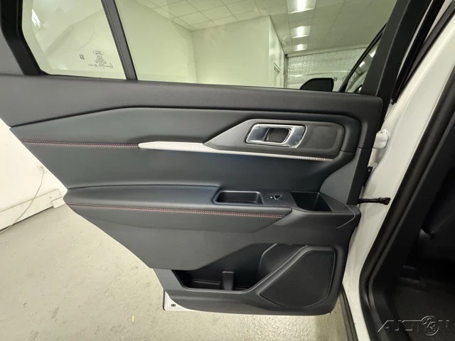 2026 Ford Explorer 6th Gen - Image 8 of 12