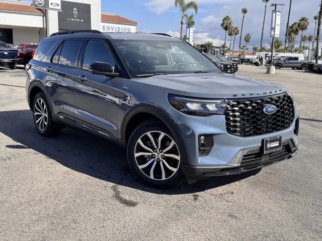 2026 Ford Explorer 6th Gen - Image 2 of 12
