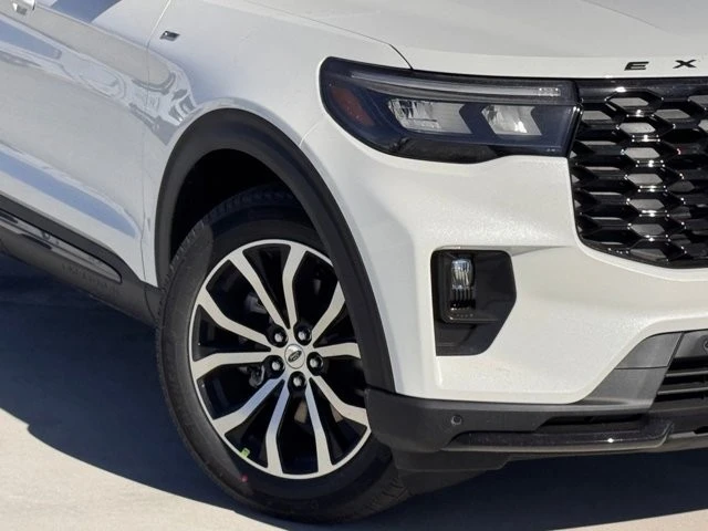 2026 Ford Explorer 6th Gen - Image 4 of 12
