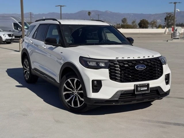 2026 Ford Explorer 6th Gen - Image 2 of 12