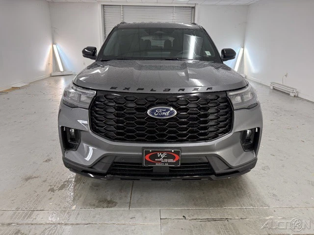 2026 Ford Explorer 6th Gen - Image 2 of 12