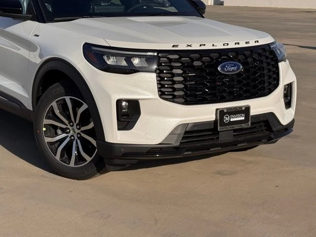 2026 Ford Explorer 6th Gen - Image 3 of 12