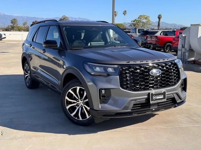 2026 Ford Explorer 6th Gen - Image 2 of 12