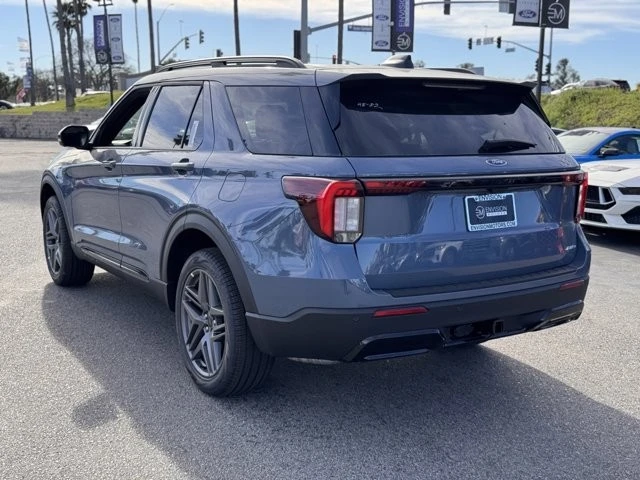 2026 Ford Explorer 6th Gen - Image 10 of 12