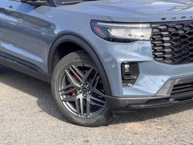 2026 Ford Explorer 6th Gen - Image 4 of 12