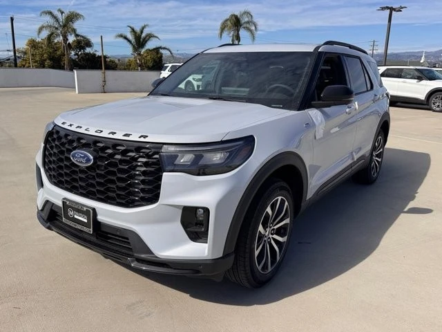 2026 Ford Explorer 6th Gen - Image 7 of 12