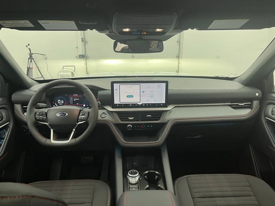 2026 Ford Explorer 6th Gen - Image 2 of 12