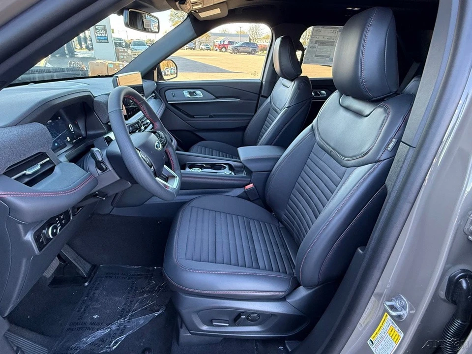 2026 Ford Explorer 6th Gen - Image 15 of 21