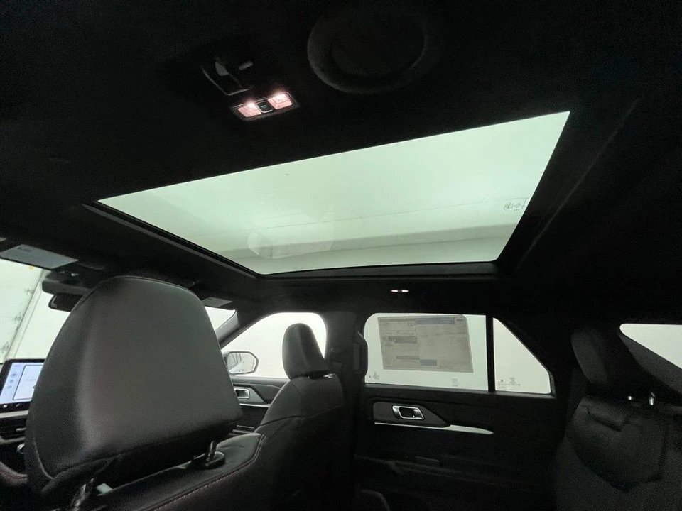 2026 Ford Explorer 6th Gen - Image 3 of 12