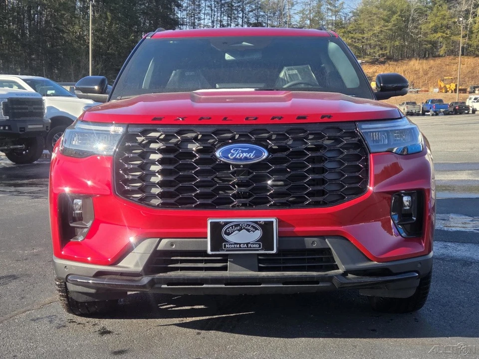 2026 Ford Explorer 6th Gen - Image 3 of 17