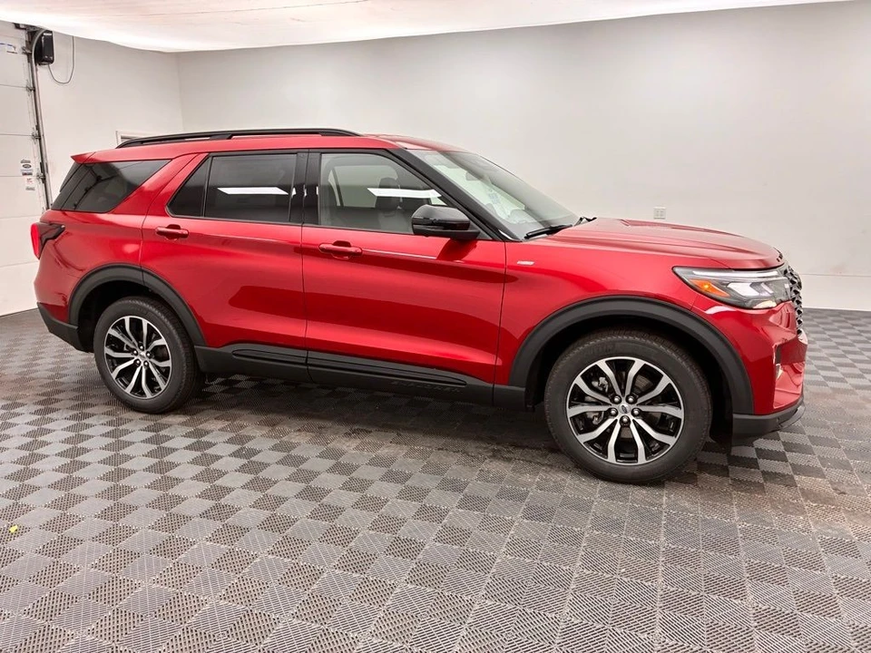 2026 Ford Explorer 6th Gen - Image 4 of 12