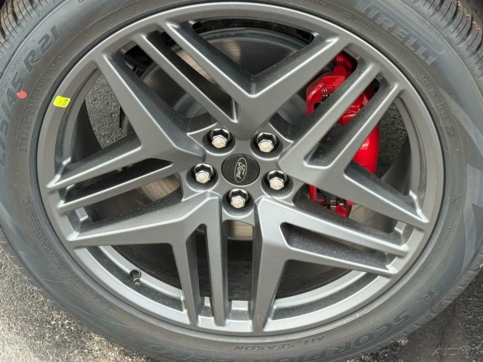 2026 Ford Explorer 6th Gen - Image 11 of 24
